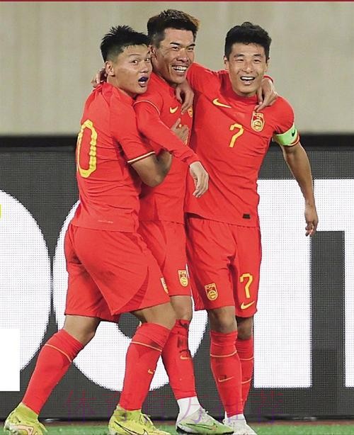 中国男足友谊赛2:0战胜越南队 王秋明、武磊破门 中国男足友谊赛2:0战胜越南队 王秋明、武磊破门